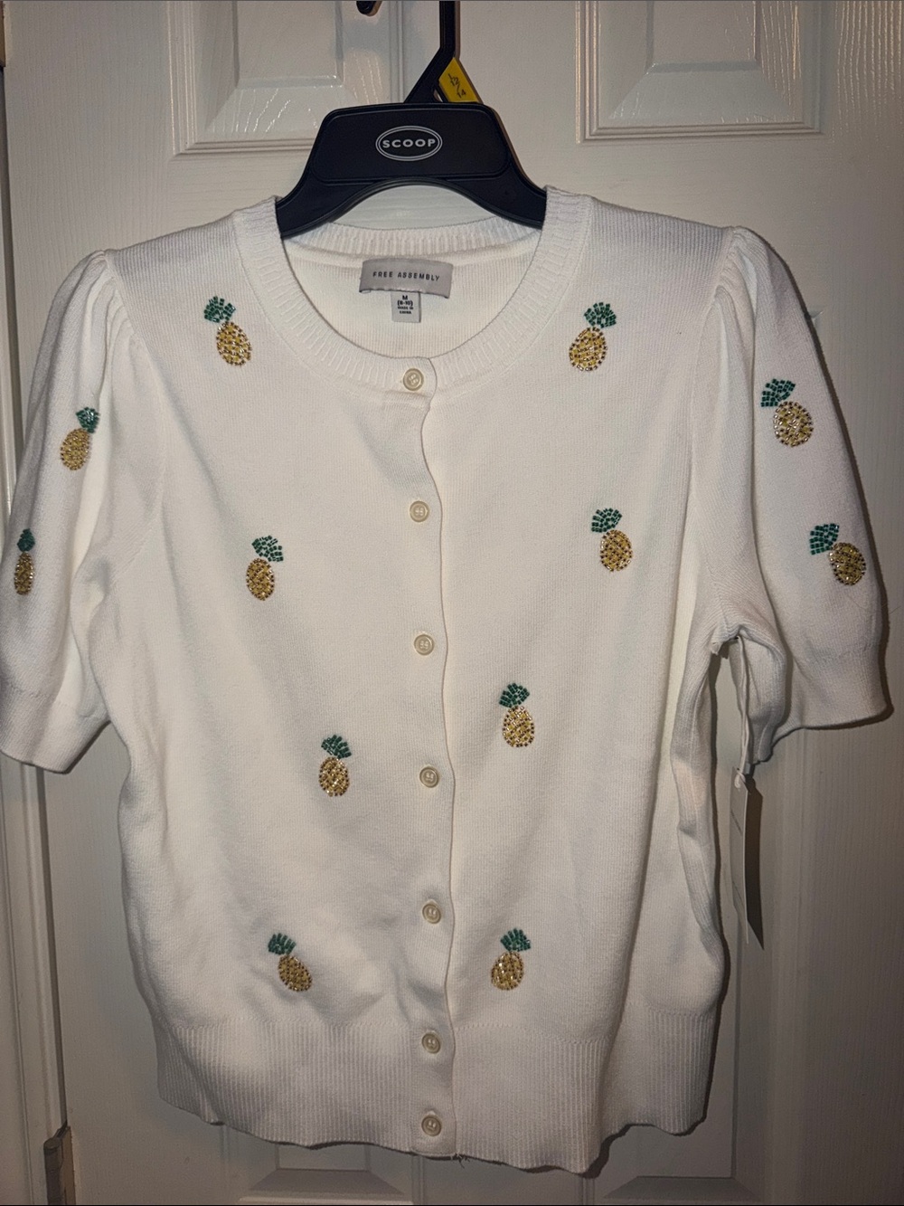 White Pineapple Embroidered Short-Sleeve Cardigan Size M